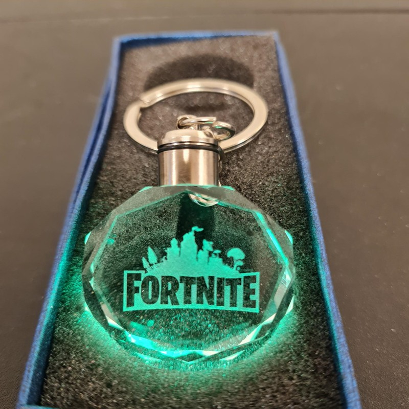 Fortnite Krystal Nøglering Med Lys fra Dingadget